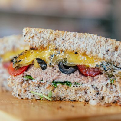 Sándwich de Arazá y atún
